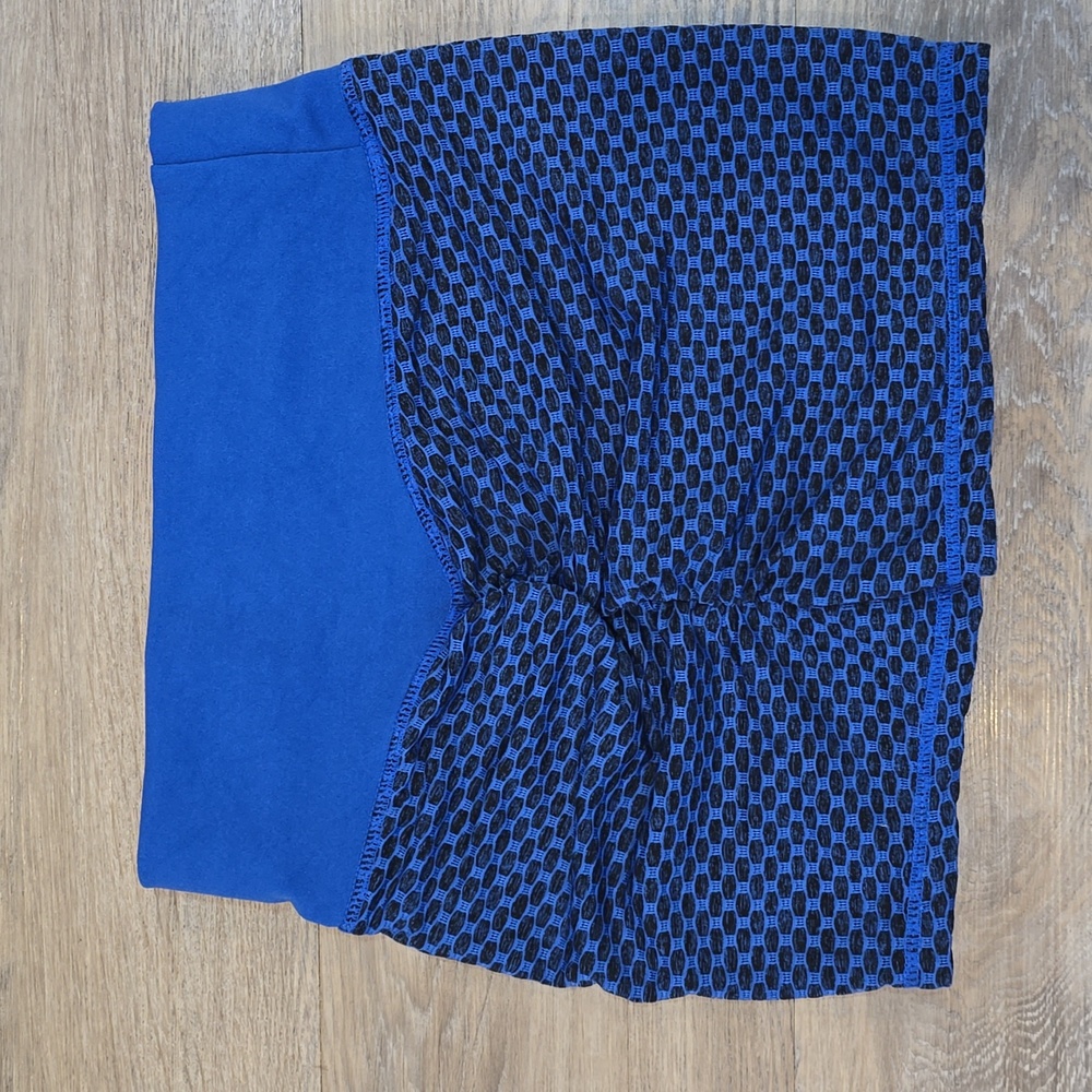 Women Shorts Small Blue